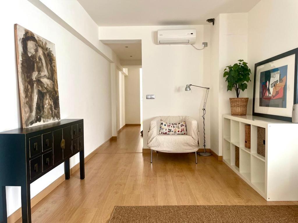 Eva Recommends Plaza Del Museo Apartment Севиля Екстериор снимка